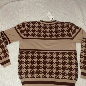 Brown and Tan Houndstooth Knitted Sweater One size fits small to large